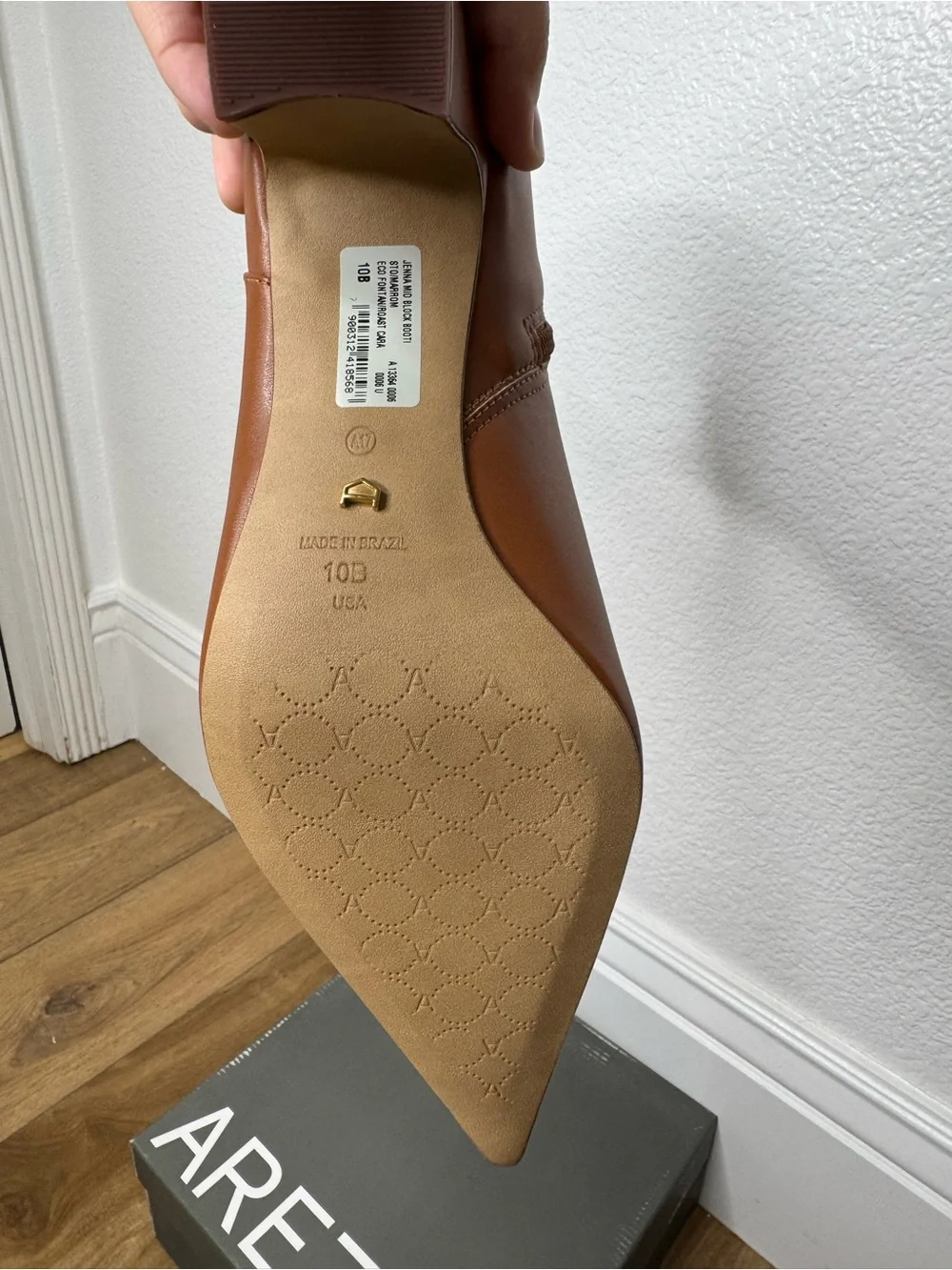 NWT Womens Arezzo Jenna mid block leather boot